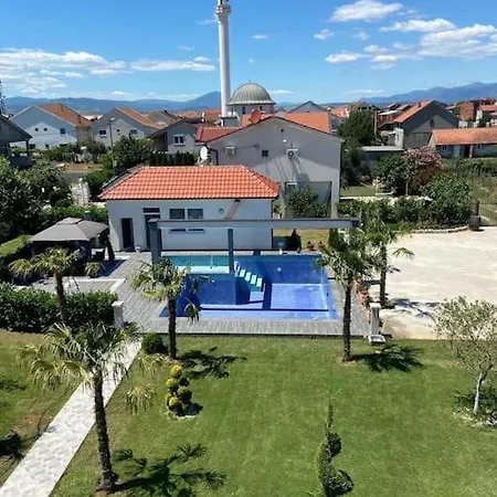 Villa „taki“ Podgoriçe